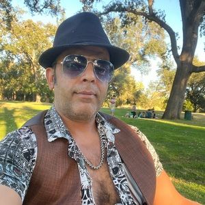 Meet your Posher, Abdul